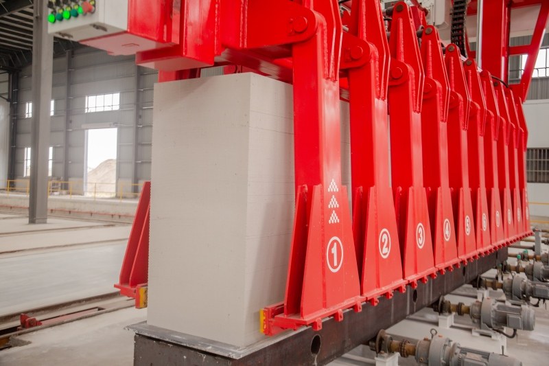 Газдалған бетон блоктарын өндірудегі су таңбаларының пайда болу себептері және олардың жабдықпен байланысы